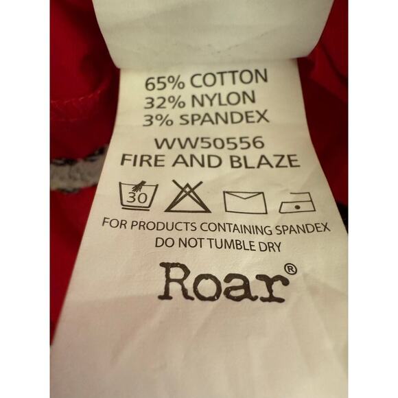 Women’s Roar Signature Western Red Rhinestone Button Down Blouse size Small - Picture 6 of 9